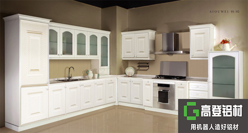 全鋁家居 理想很豐滿，現(xiàn)實很骨感