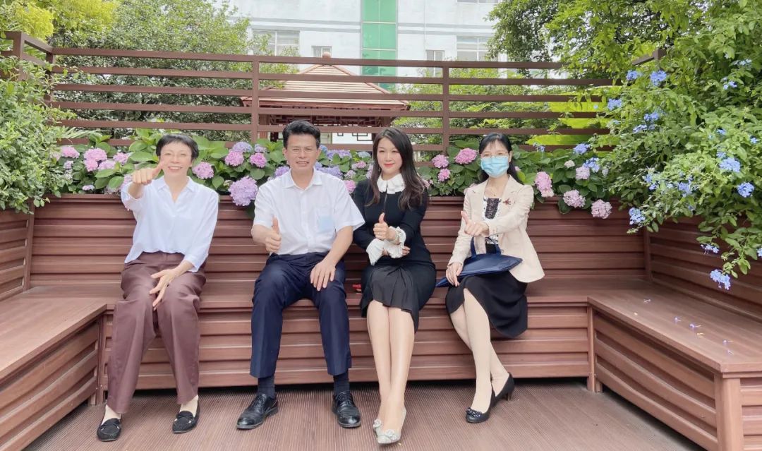 熱烈歡迎肇慶市政協(xié)副主席冼以良、四會市政協(xié)副主席李明端一行領(lǐng)導(dǎo)蒞臨高登鋁業(yè)指導(dǎo)工作