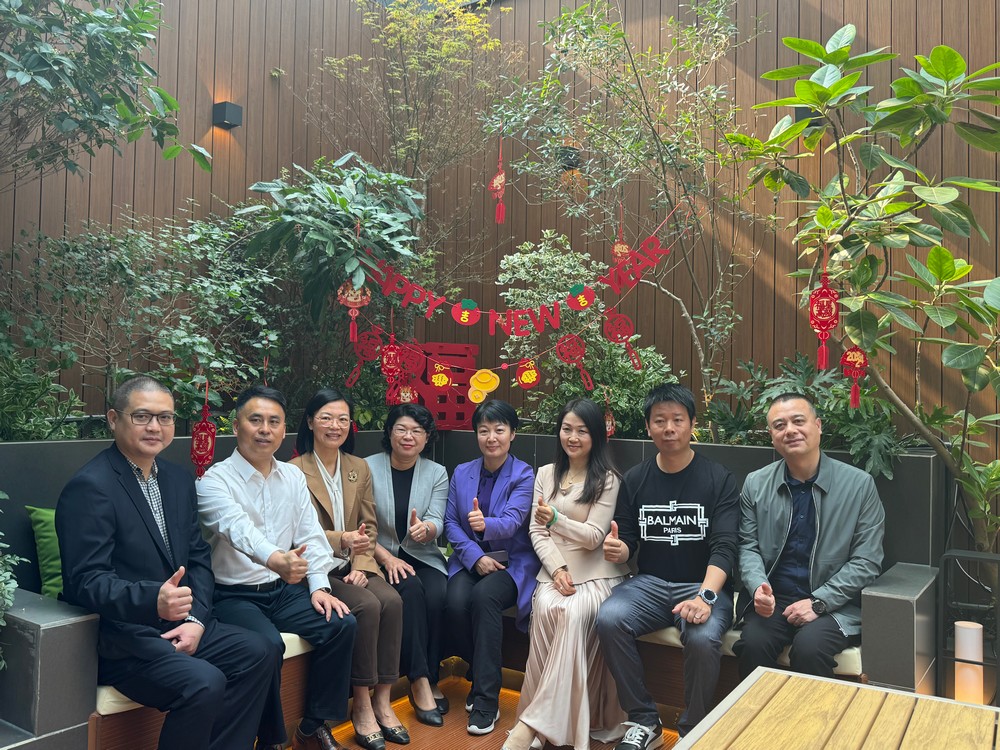 中共肇慶市委常委、統(tǒng)戰(zhàn)部領導一行