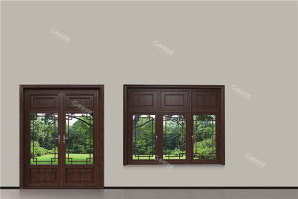 實(shí)木肌理仿古門(mén)窗